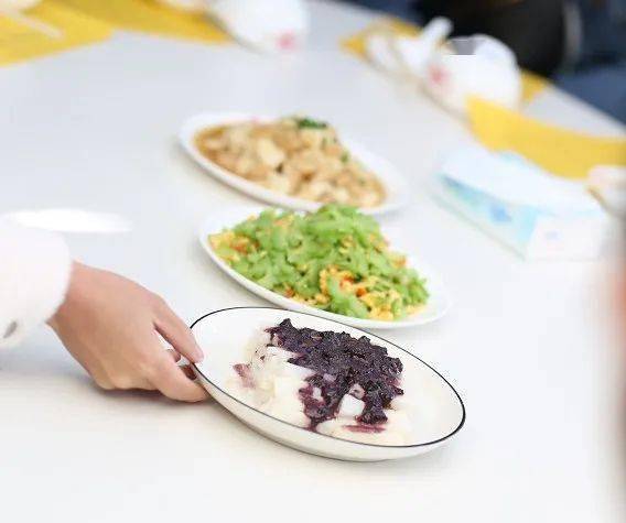 宝宝健康成长的秘诀，食谱营养搭配的艺术