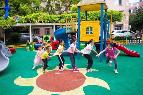 打造儿童友好型游乐场，安全、教育与娱乐的完美结合